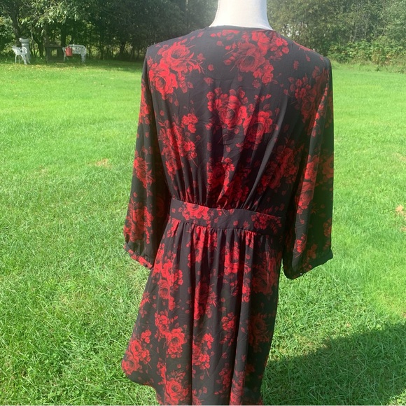 Torrid Top - Picture 5 of 8